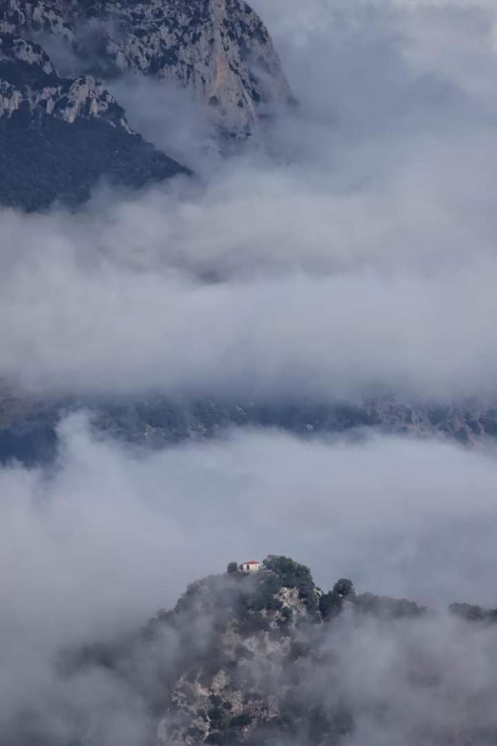Archontiko Tou Krommyda Elati  ภายนอก รูปภาพ